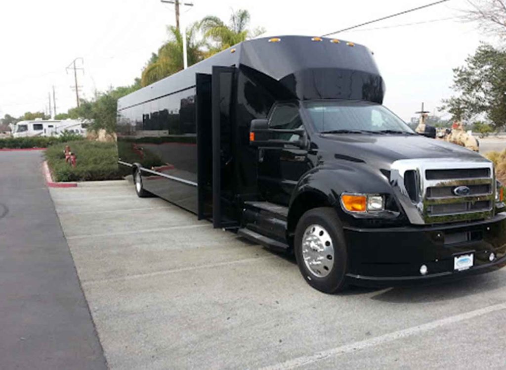 14-Passengers-party-bus